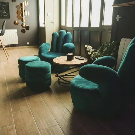 Atelier Du Chill - לינה וארוחת בוקר 4*